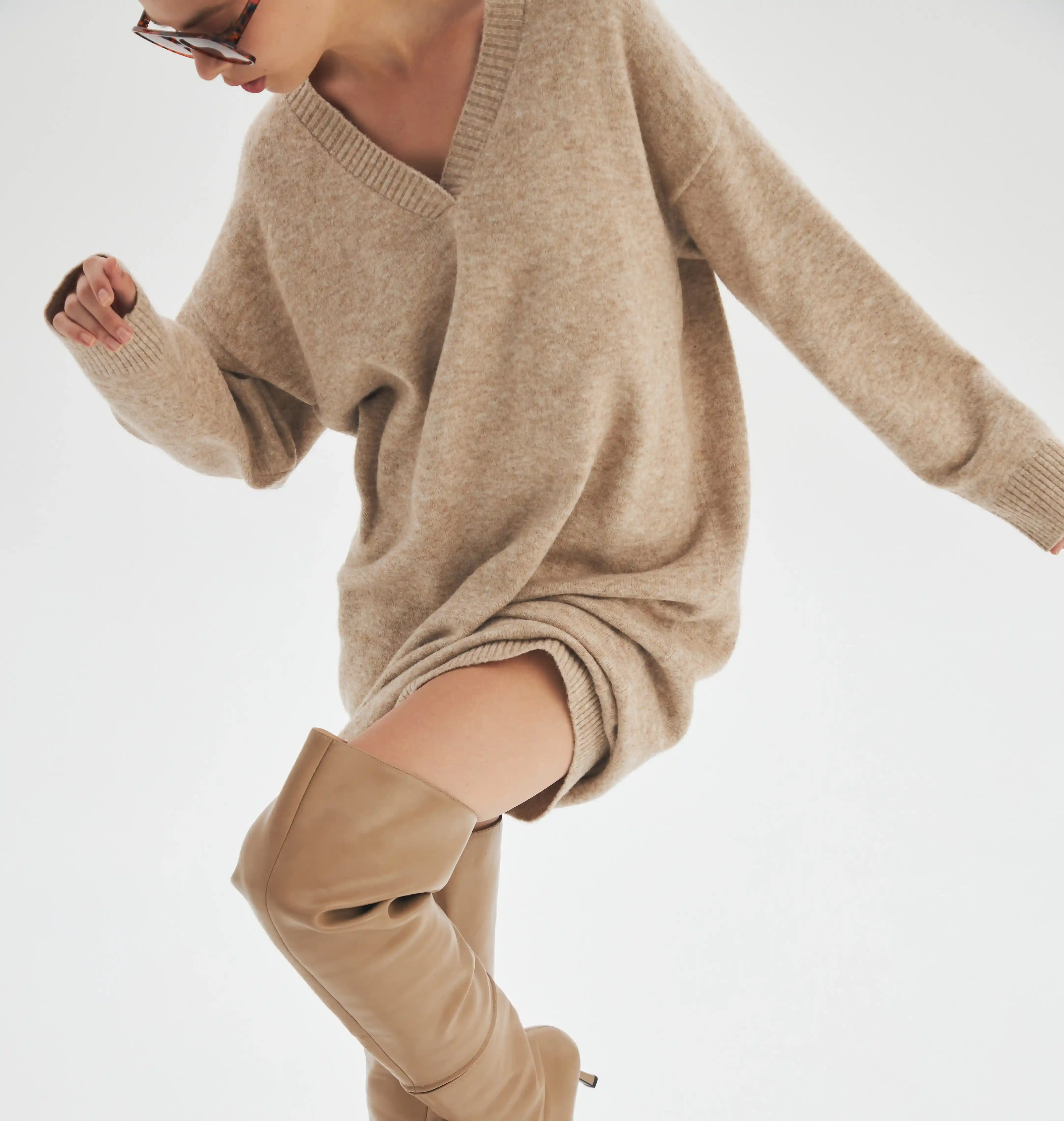 Девушка в платье