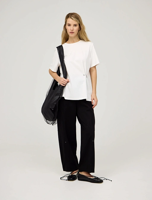 Черные брюки-баррель с закрепками